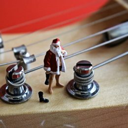 Christmas Gifts For Guitarists